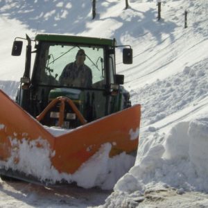 Martin beim Winterdienst